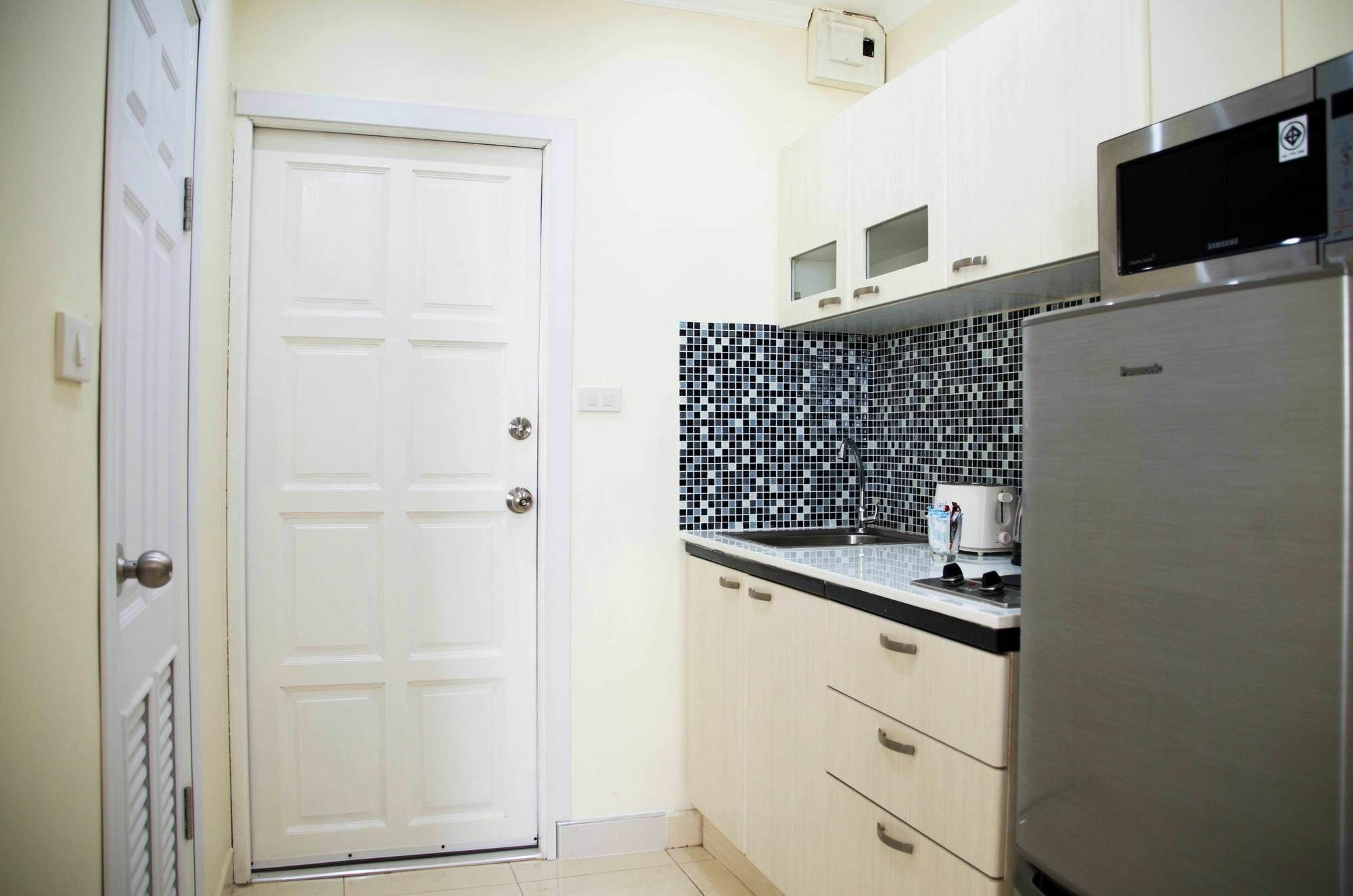 Thepthip Artdeco Studio Pattaya Εξωτερικό φωτογραφία